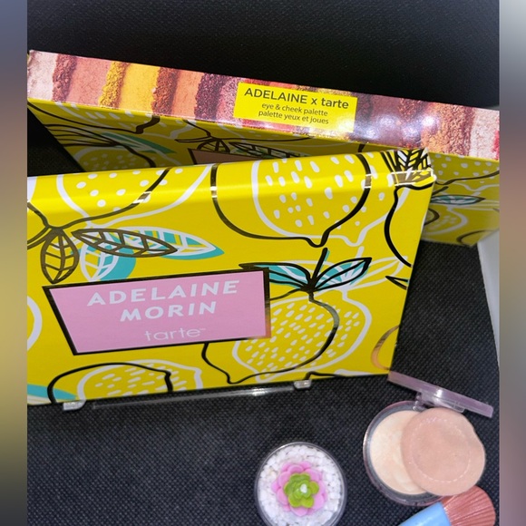 Tarte x Adelaine Morin Eye & Cheek Palette - Picture 3 of 7